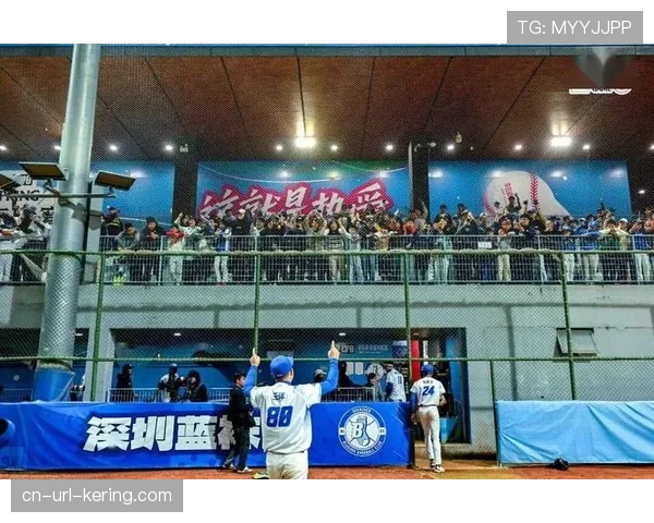 CPB联赛赛场内外气氛火爆，元旦小长假期间场场满座